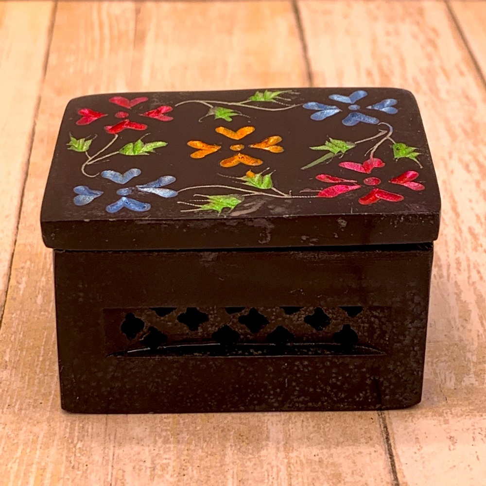🌺Soapstone Incense Holder